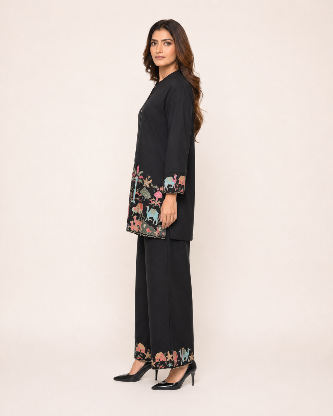 Black Multicolor Printed Kurta & Wide-Leg Pant Set for Women