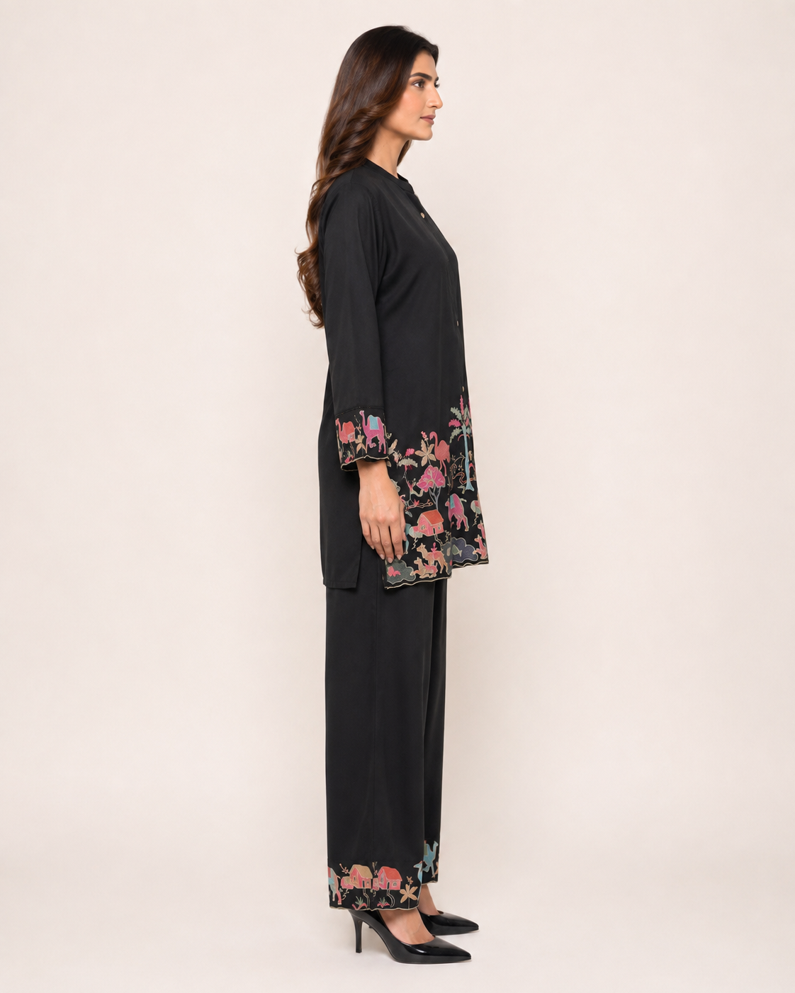 Black Multicolor Printed Kurta & Wide-Leg Pant Set for Women
