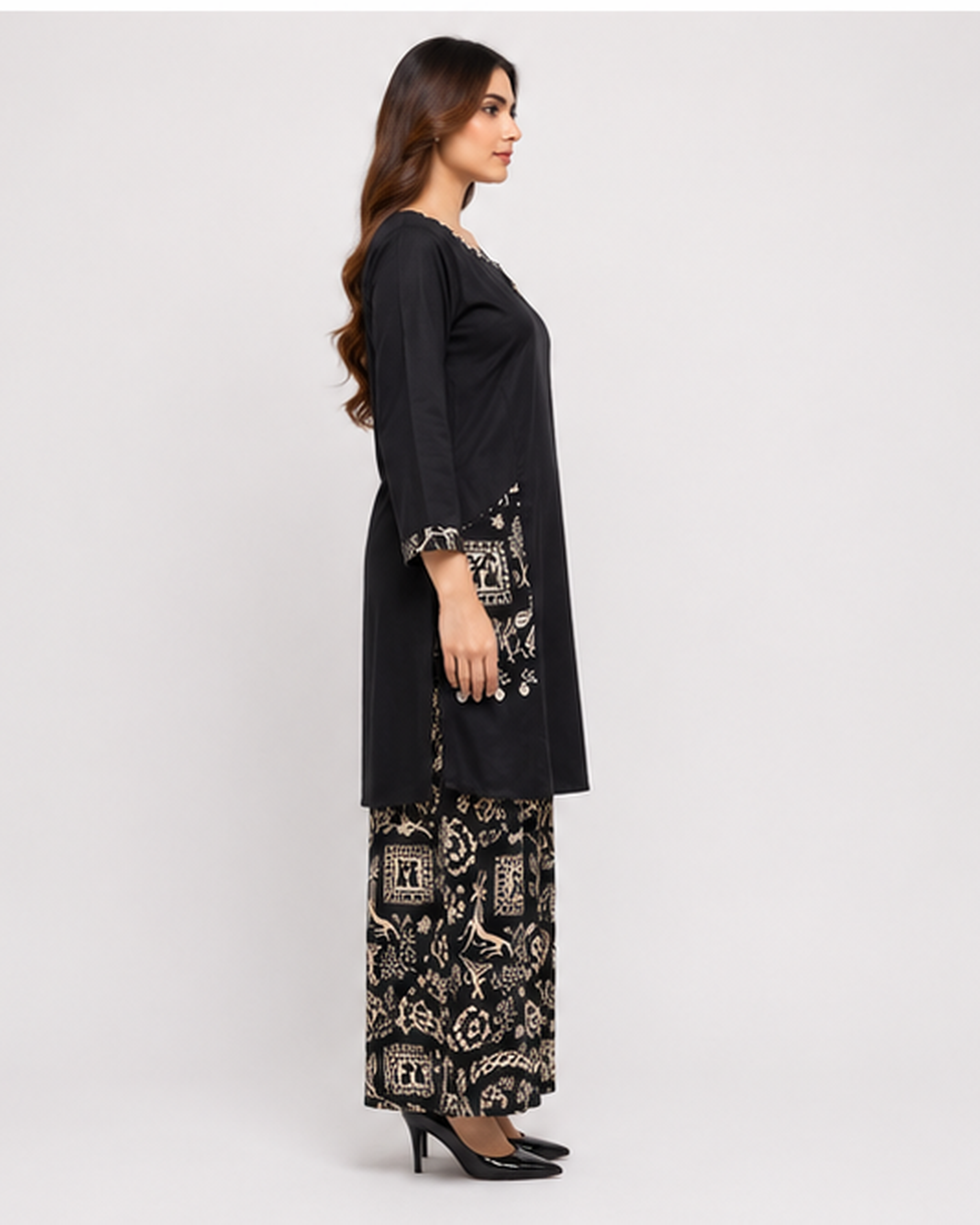 Black Printed Kurta Palazzo Set with Cream Motif for Women